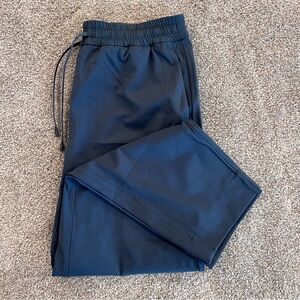 Lululemon Tapered Leg Mid Rise Pants 7/8 Length Blue Women’s Size Small W5GITS,